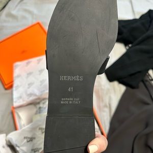 Black leather Hermes sandals